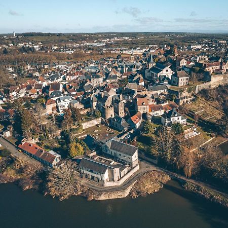 Résidence du bord de loire Decize Exterior foto